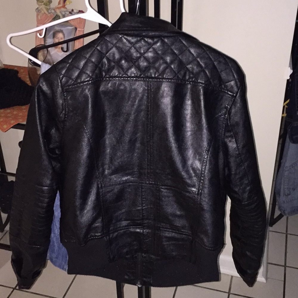 Jacket💋 - Picture 3 of 3